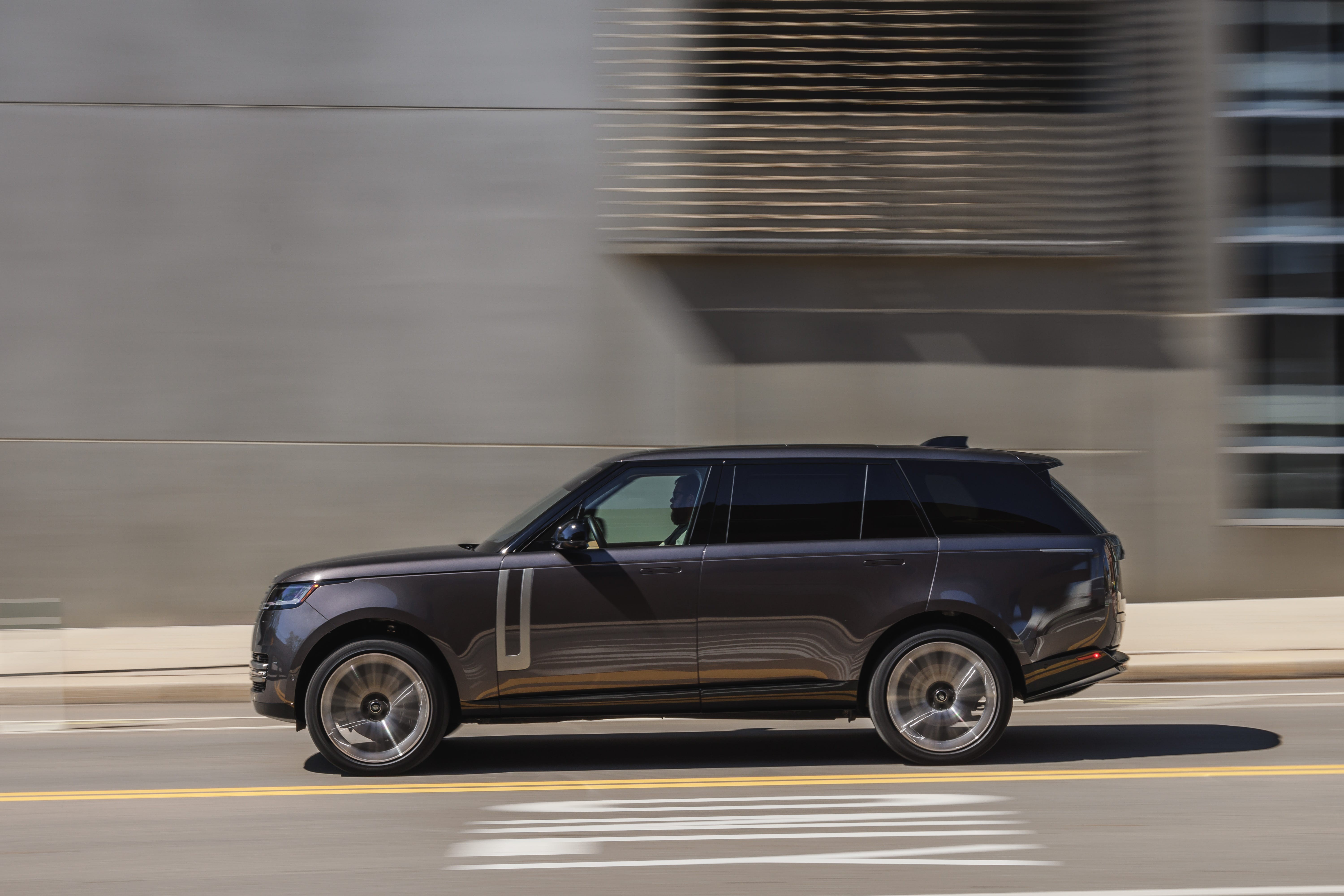 2025 Land Rover Range Rover Price in UAE – Specs & Market Value ...